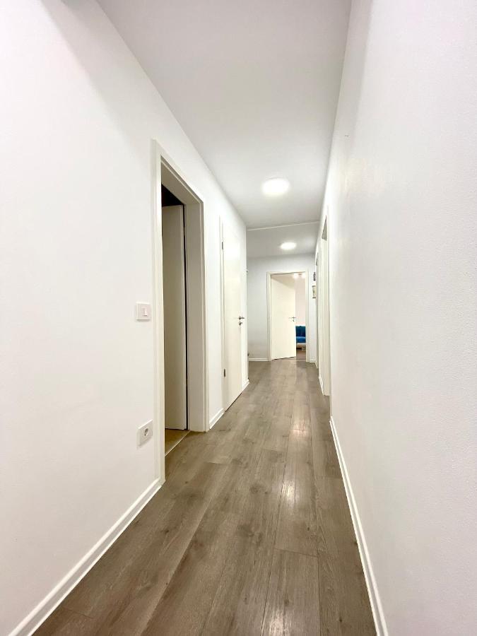 Astoria Apartment - Pet Friendly Brasov Exterior photo